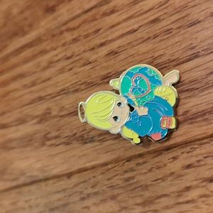 Precious Moments Peace on Earth Angel Women's Pin